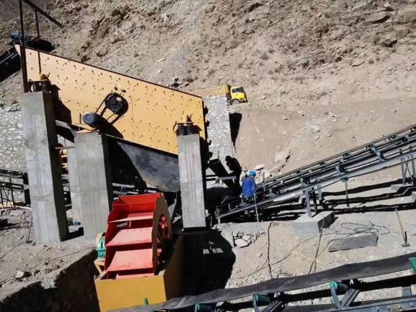 湖南山東重錘破碎機(jī)移動(dòng)破碎